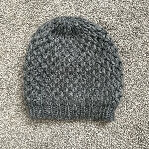 Women’s Old Navy Gray Knit Hat One Size